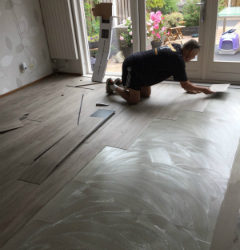 PVC vloer leggen